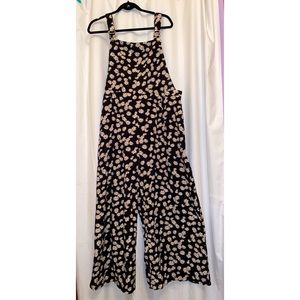 *PLUS SIZE* Daisy Jumper